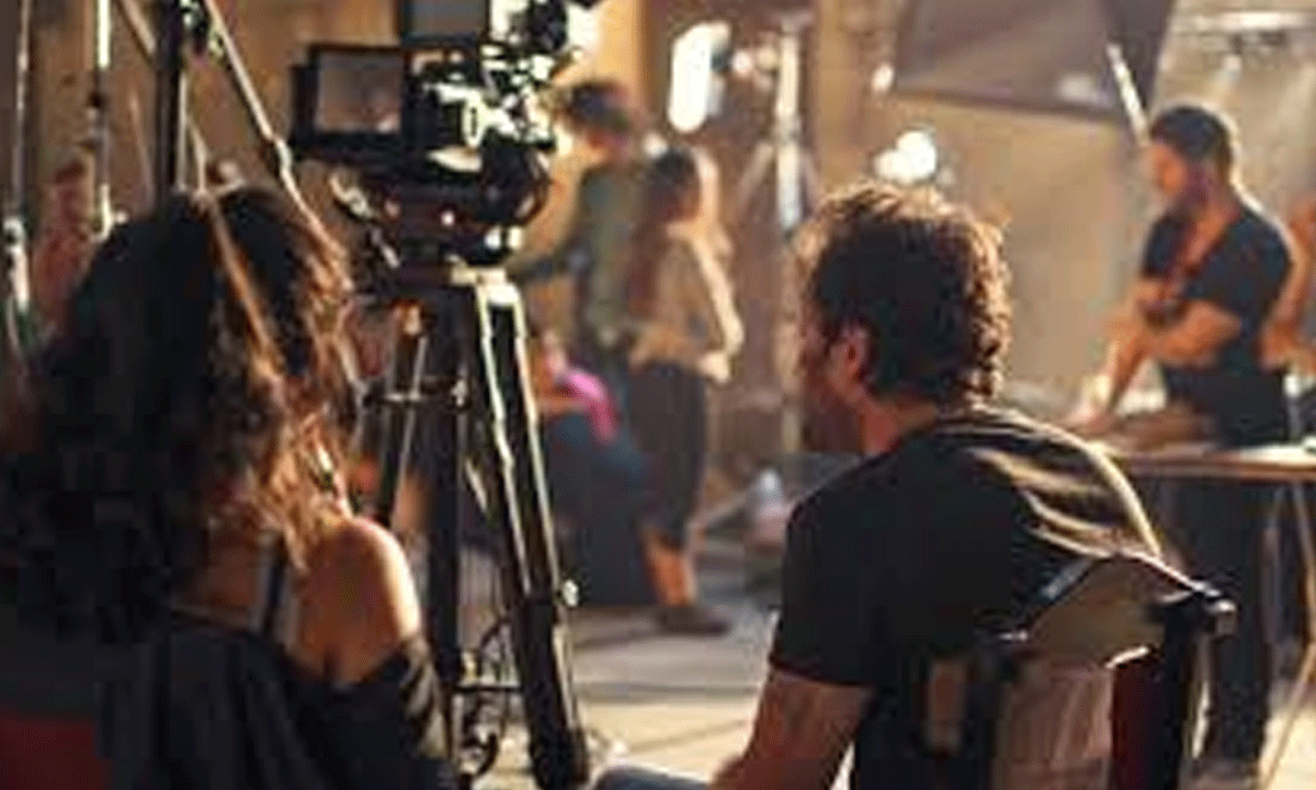 'King' Director Issues Strong Warning After Star Photos Leak From Cape Town Sets