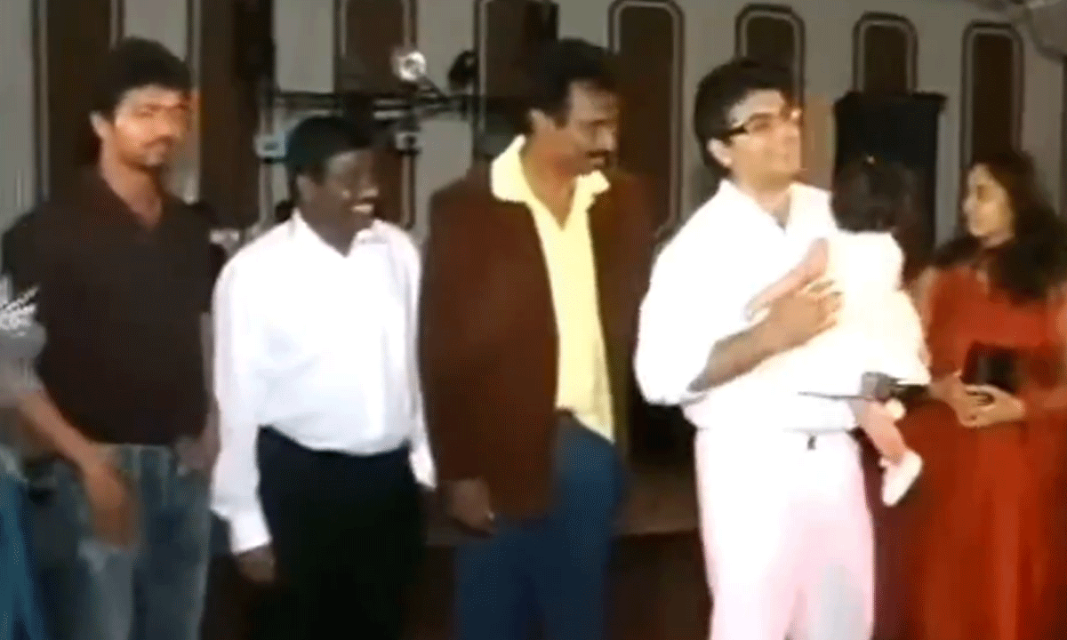 Golden Era Throwback: When Thalapathy Vijay Playfully Carried Ajith's Daughter Anoushka
