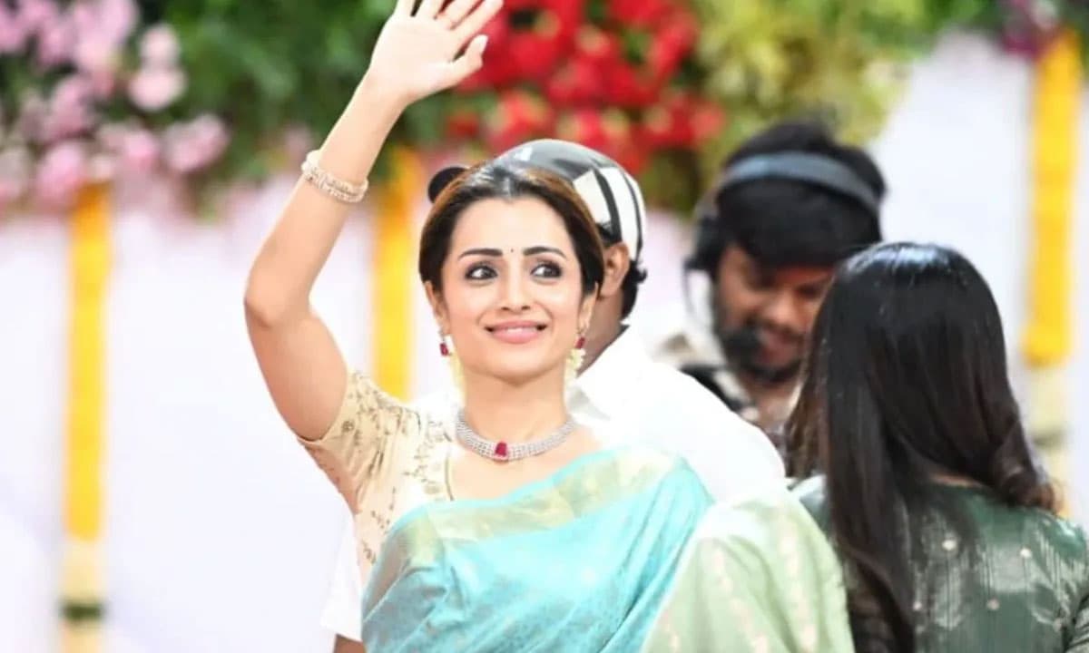 Trisha to Join Rajinikanth-Kamal Haasan Multi-Starrer After Political Spotlight
