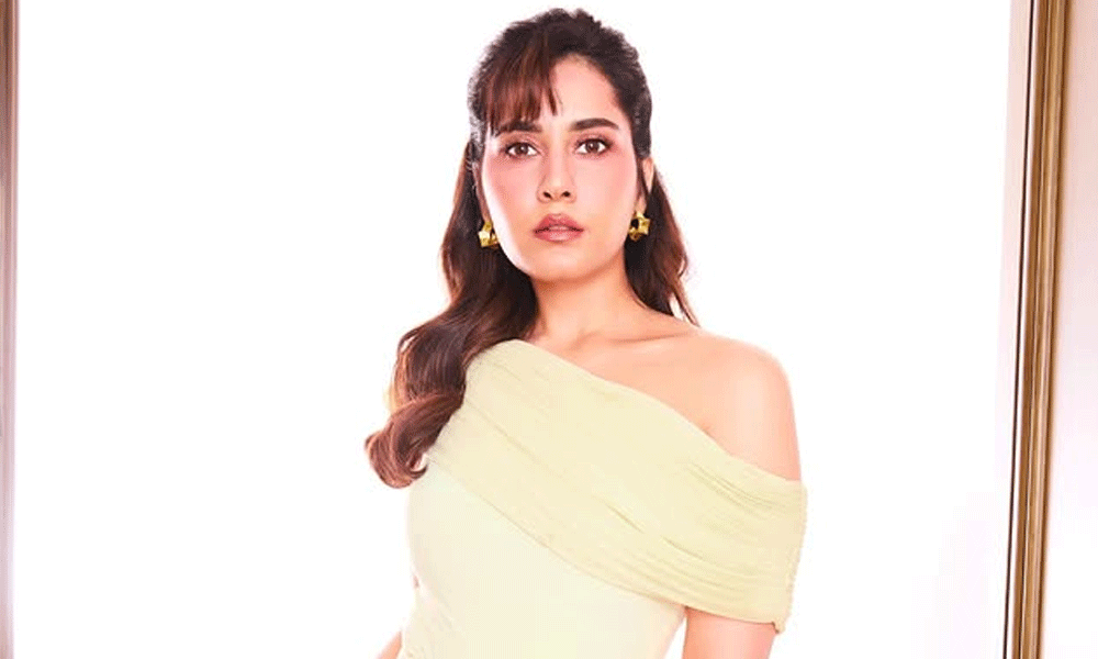 Raashi Khanna's Pastel Summer Look Goes Viral Amid 'Lukkhe' OTT Debut News
