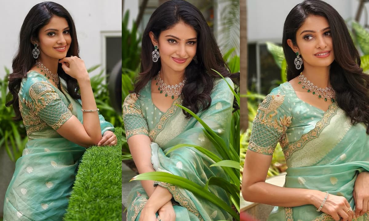 Manasa Varanasi Captivates in Traditional Saree Look, Fans Call Her 'Perfect'