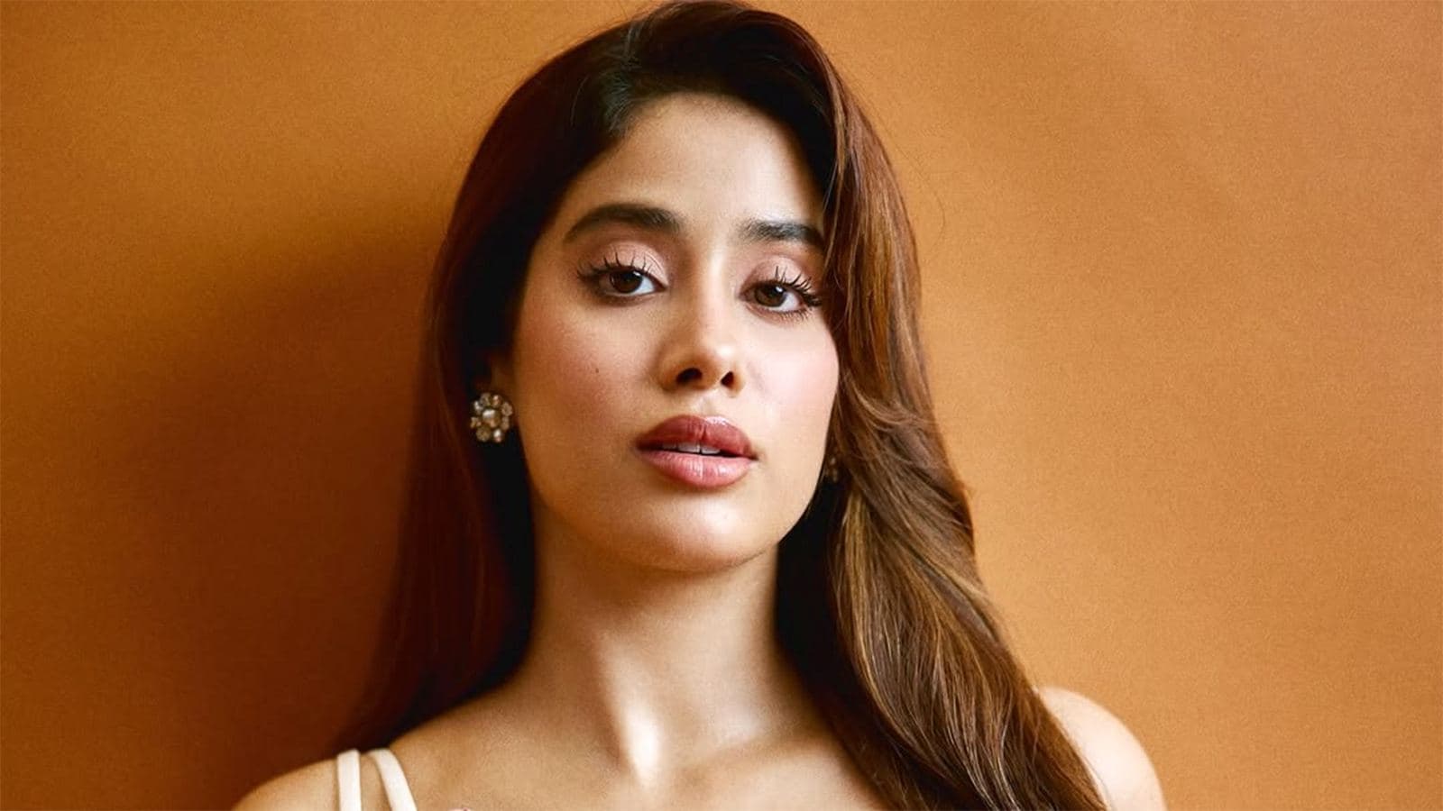 Janhvi Kapoor's Bold Stand: 'My Body Is Not Public Property' Sparks Industry Debate