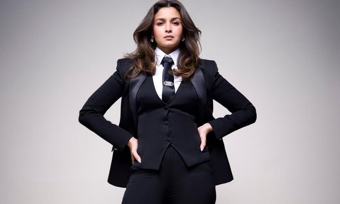 Alia's Bold Boss Move: From Princess to Power Player at Screen Awards
