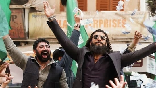 Dhurandhar 2 Scripts History: Ranveer's Spy Thriller Storms Past ₹1500 Cr Mark